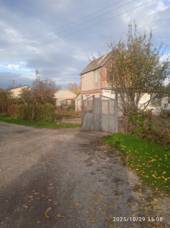 Продаю дом на Николаевском шоссе у реки - фото 1