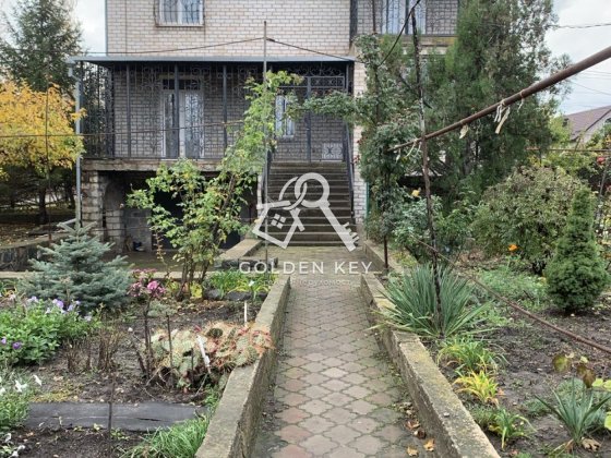 Продаж сімейного будинку в Тернівському районі.