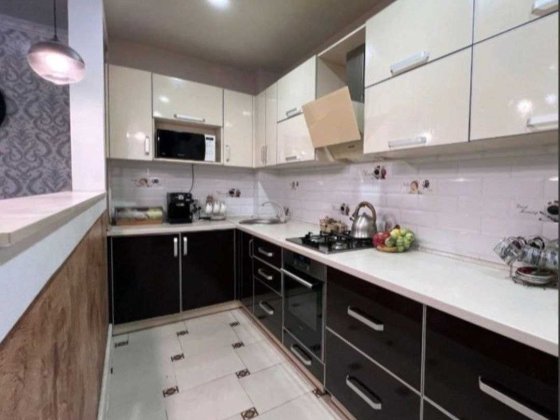 Продам 3 поверховий таунхаус у закритому котеджному містечку Суми