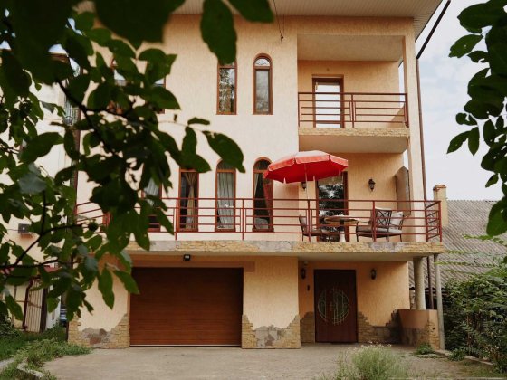 Продається будинок в центрі старого міста (від власника) Черновцы