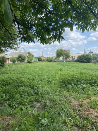 Продам будинок в центрі Корнина - фото 1