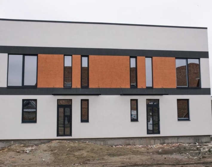 Продаж / Дуплекс / вул. Макарова, Ювілейний, Рівне - фото 1