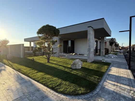 Преміум котедж 117 м2 в Ужгороді котеджне містечко ROCK GARDEN Ужгород