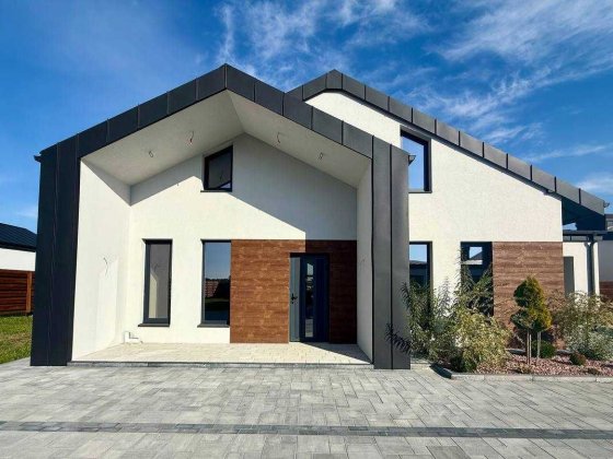 Продаж окремостоячого будинку за Авторинком Ровно