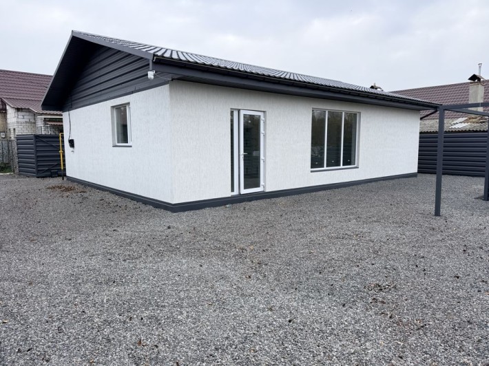 Новий будинок на Казбеті з газом в. Франка - фото 1