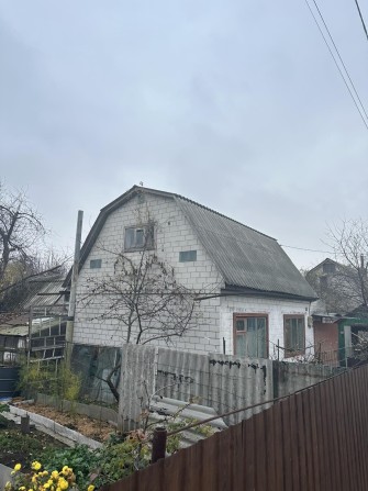 Продається будинок, складається з двох кімнат і кухні. - фото 1