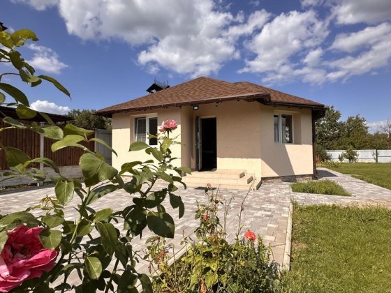 Продаж будинок район вул. Маліновського Чернигов