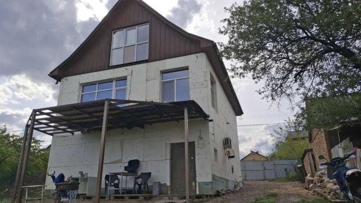 Яр, у продажу новий двоповерховий будинок - фото 1