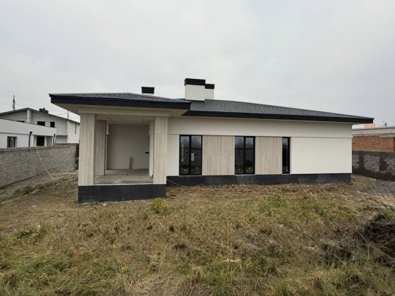 Продам будинок в р-ні Газовик. Ровно