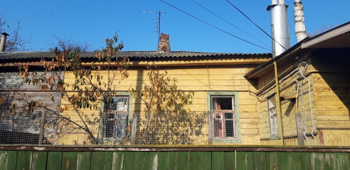 Продаж частини будинку з окремим входом. - фото 1