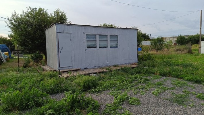 Дача у місті по вул.Чіковані - фото 1