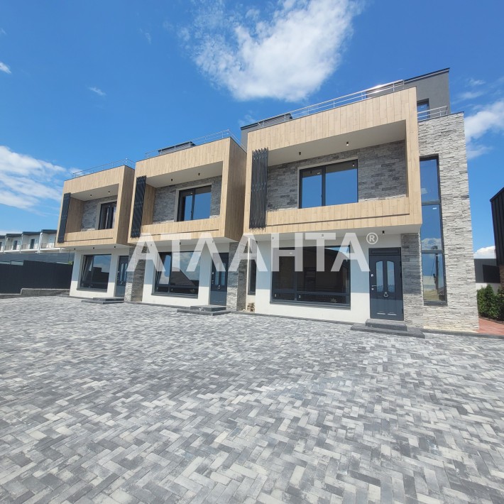 Таунхаус зданий в експлуатацію - фото 1