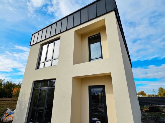 Продаж повноцінного будинку р-н Молокозаводу, ділянка 5 соток! Черкассы