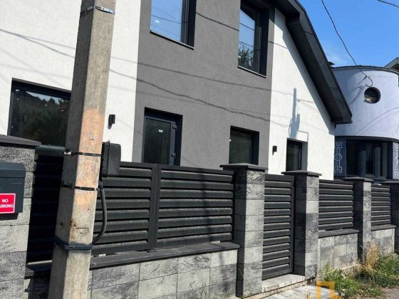 Продаж 2-поверхового будинку, Центр Ужгород