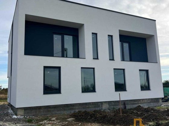 Продаж 2-поверхового дуплексу, Садовий Ужгород