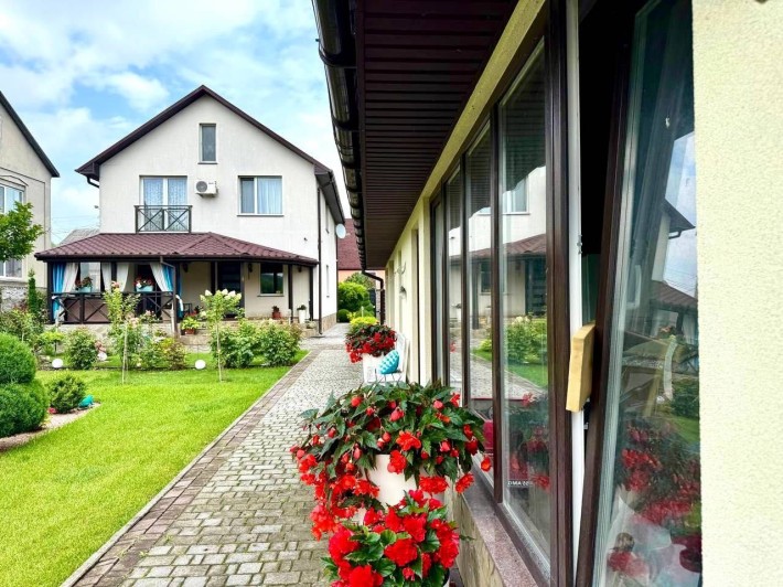 Продам укомплектований будинок у м. Рівне ! - фото 1