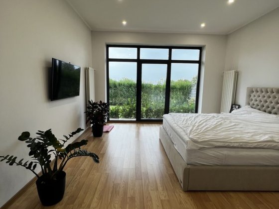 Продається розкішний будинок на БАМІ. Ужгород