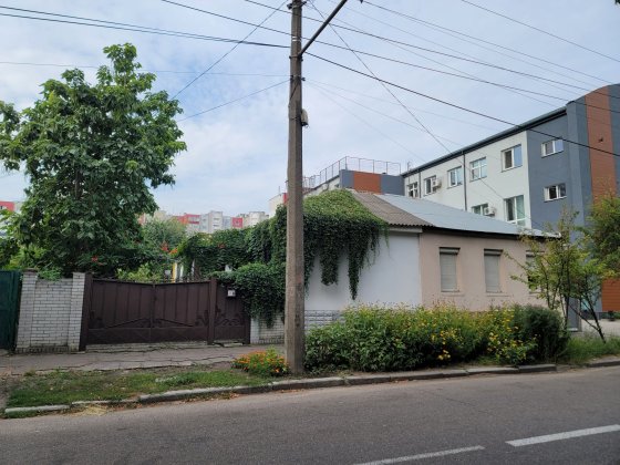 Продам часть дома по бульв. Шевченко Черкаси