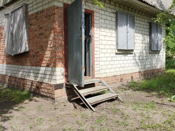 Дача поряд з лісом 8 сот землі Чернигов