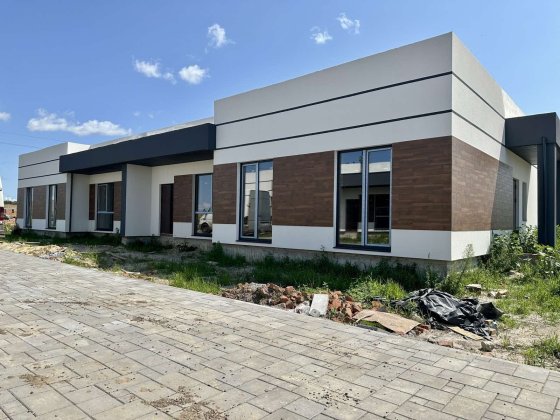 Останній кутовий котедж ! Без комісій для покупця! Ровно