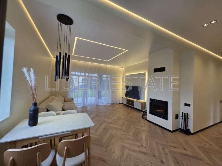 ТОРГ продам новий будинок в елiтному районi - фото 1