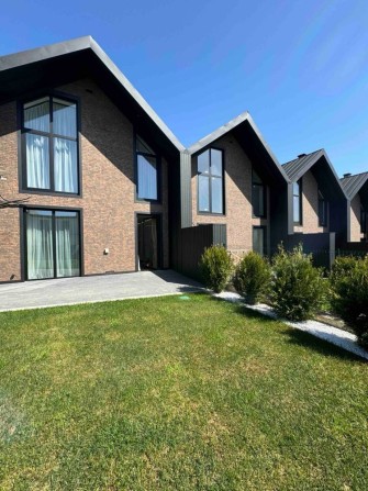 Продаж котеджу з ремонтом - фото 1