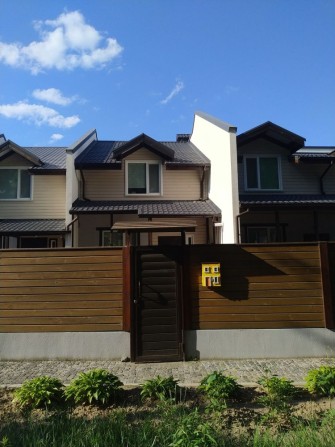 Таунхаус  ул. Г. Коут с мебелью и техникой - фото 1