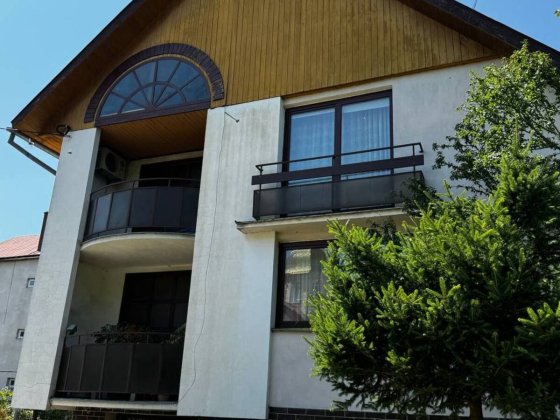 Продаж просторого будинку в Компотному районі! Ужгород