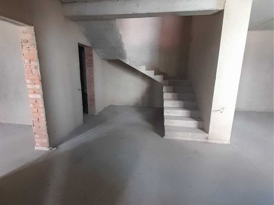 Продаю 4-кімнатний котедж на Басів Куті Рівне