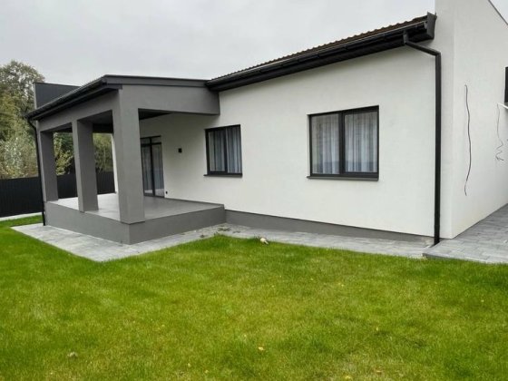 Продаж будинку з ремонтом «під ключ» на Червениці Ужгород