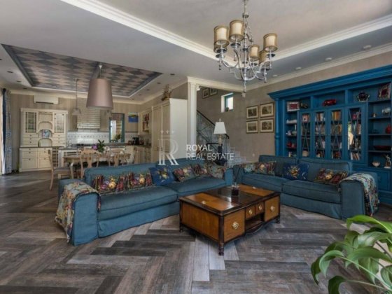 Продаж будинку 4к 340м2 Солом'янський вул. Локомотивна Без комісії Киев