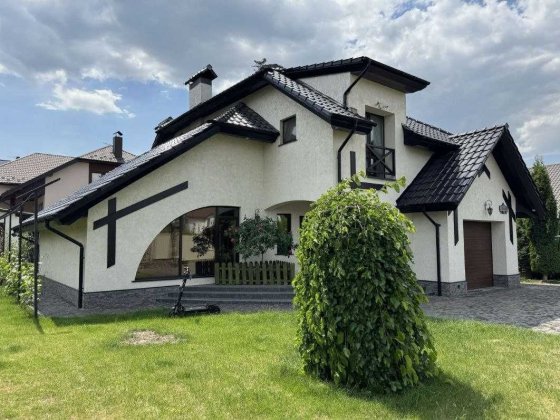 Будинок На Щасливому! Ровно