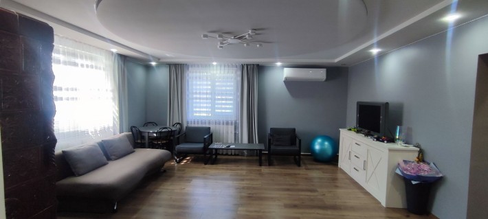 Продається Будинок вул. Заставнянська р-н фвльмобази ст.ц 155 000$ - фото 1