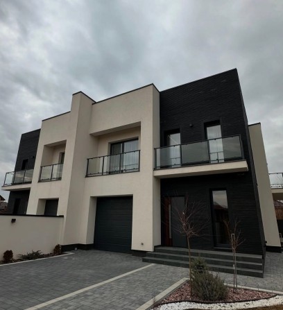 Продаж дуплексу вул. Тернопільська м. Ужгород р-н Садовий - фото 1