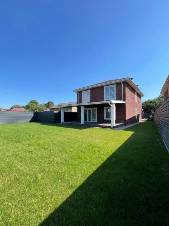 Цегляний БУДИНОК готовий до ремонту! 216 м2, 5,5 сотки, Жуляни - фото 1