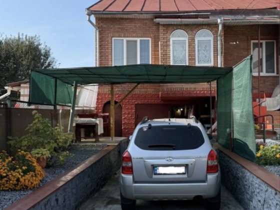 Продаж частини будинку Ровно