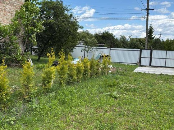 Дачна ділянка з домом Киев