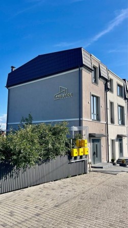 Продаж елітного ТАУНХАУСА, ФІНАЛЬНИЙ ЕТАП РЕМОНТУ, вул. Горіхівська - фото 1