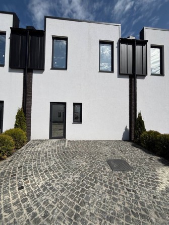 СУПЕР Таунхаус з власним озером на Осокорках - фото 1