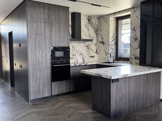 Продаж нового елітного котеджу в КМ SOHO Ужгород