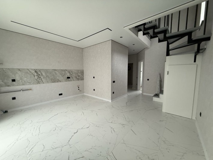 Продам дуплекс з ремонтом ТОП ЦІНА - фото 1