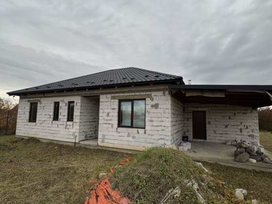 Продаж американки (район табла) Ужгород