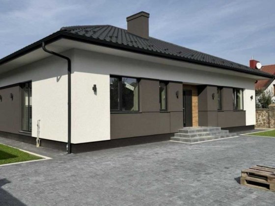 Будинок 120 кв.м. На Щасливому Американка 6,5 сот. Готовий для Ремонту Рівне