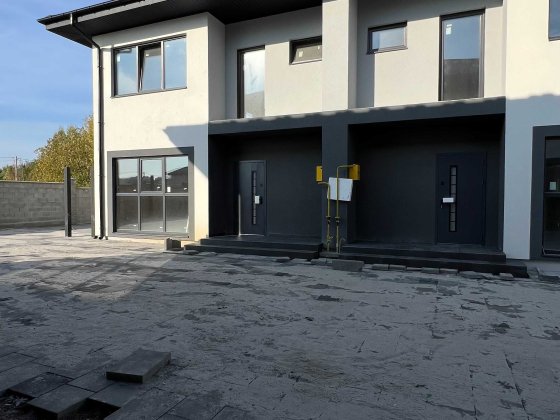 Продам котедж з ділянкою 2.4 сот. ГАЗОВИК Рівне