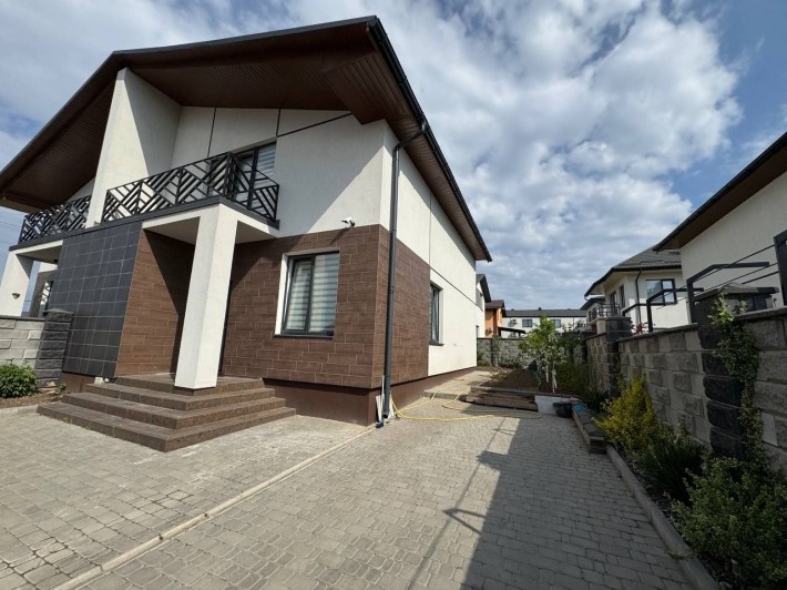 Продам котедж на Щасливому! - фото 1