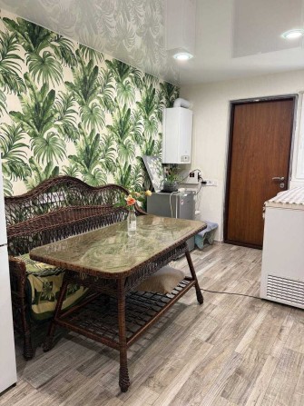 Дом с ремонтом  Мирный 12 Квартал Правый берег - фото 1