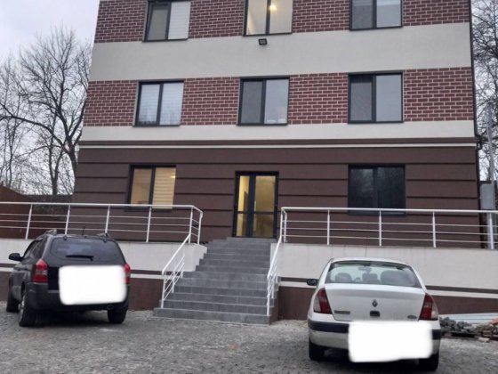 Продам дом с арендой квартир Киев