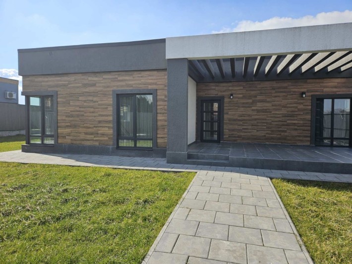 Продам новый свой дом без комиссии! Осокорки, метро Славутич! - фото 1