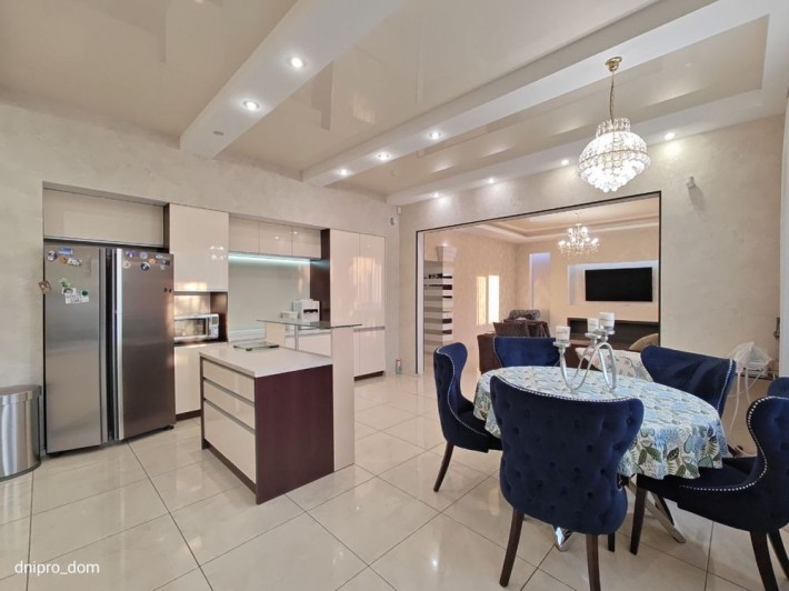 New! Продам дом с хорошим ремонтом+гостевой на Клочко, район Эдбурга - фото 1