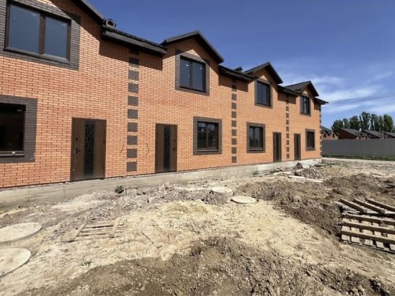 Продаж Таунхаусу 95 кв м , 3 к на Зарванцях Винница